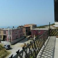 Дом в пригороде в Черногории, 270 кв.м.