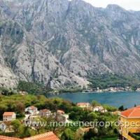 Flat at the second line of the sea / lake in Montenegro, 78 sq.m.