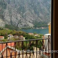 Flat at the second line of the sea / lake in Montenegro, 78 sq.m.