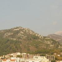 Flat at the second line of the sea / lake in Montenegro, Budva, 70 sq.m.