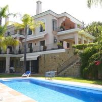Villa in the suburbs in Spain, Andalucia, 635 sq.m.