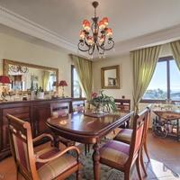 Вилла в пригороде в Испании, Андалусия, 485 кв.м.
