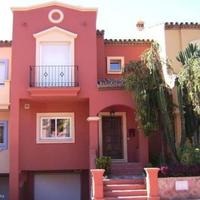 Townhouse in the suburbs in Spain, Andalucia, 260 sq.m.