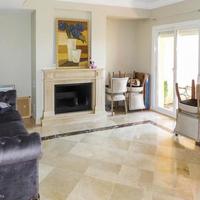 Townhouse in the suburbs in Spain, Andalucia, 260 sq.m.