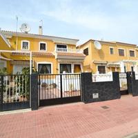 Townhouse in the suburbs in Spain, Comunitat Valenciana, Alicante, 80 sq.m.