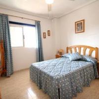 Apartment at the first line of the sea / lake, in the suburbs in Spain, Comunitat Valenciana, Alicante, 70 sq.m.