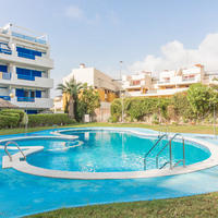 Apartment at the first line of the sea / lake, in the suburbs in Spain, Comunitat Valenciana, Alicante, 60 sq.m.
