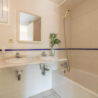 Apartment at the first line of the sea / lake, in the suburbs in Spain, Comunitat Valenciana, Alicante, 60 sq.m.