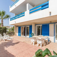 Apartment at the first line of the sea / lake, in the suburbs in Spain, Comunitat Valenciana, Alicante, 60 sq.m.
