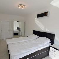 Квартира в центре города, на первой линии моря/озера в Турции, 255 кв.м.