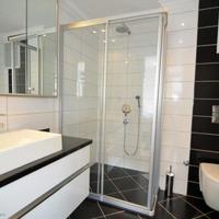 Квартира в центре города, на первой линии моря/озера в Турции, 255 кв.м.