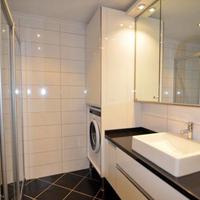 Квартира в центре города, на первой линии моря/озера в Турции, 255 кв.м.