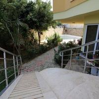 Квартира в пригороде в Турции, 125 кв.м.