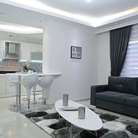 Апартаменты на второй линии моря/озера, в центре города в Турции, 120 кв.м.