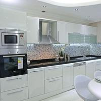 Апартаменты на второй линии моря/озера, в центре города в Турции, 120 кв.м.