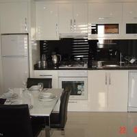 Апартаменты на второй линии моря/озера, в центре города в Турции, 160 кв.м.