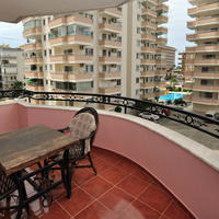 Flat at the second line of the sea / lake, in the suburbs in Turkey, 120 sq.m.