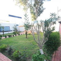 Квартира на первой линии моря/озера, в пригороде в Турции, 55 кв.м.