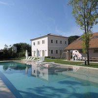 Villa in Italy, Venice, Lido di Jesolo, 500 sq.m.