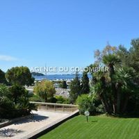 Flat in France, Antibes, 132 sq.m.