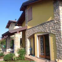 Villa in Italy, Lombardia, Bergamo, 205 sq.m.