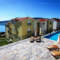 Квартира в Черногории, Херцег-Нови, Биела, 72 кв.м.