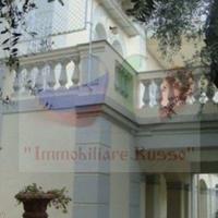 Вилла в центре города в Италии, Сан-Донино, 2000 кв.м.