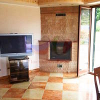 House in the suburbs in Italy, San Donnino, 290 sq.m.