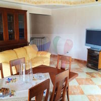 House in the suburbs in Italy, San Donnino, 290 sq.m.