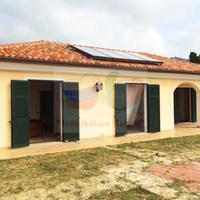 House in the suburbs in Italy, San Donnino, 290 sq.m.