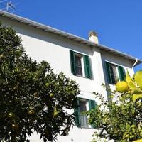 Дом в пригороде в Италии, Вентимилья, 210 кв.м.