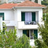 Дом в пригороде в Италии, Вентимилья, 210 кв.м.