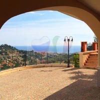 Villa in the suburbs in Italy, San Donnino, 250 sq.m.