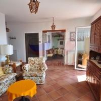 Вилла в пригороде в Италии, Сан-Донино, 230 кв.м.