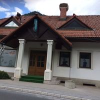 Other commercial property in Slovenia, Jesenice, 350 sq.m.