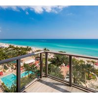 Apartment in the big city, at the seaside in the USA, Florida, Miami, 437 sq.m.