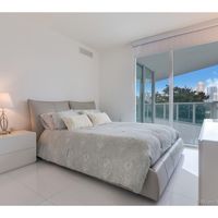 Apartment in the big city, at the seaside in the USA, Florida, Miami, 138 sq.m.