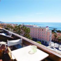 Penthouse at the seaside in Italy, San Remo, 115 sq.m.