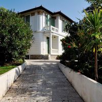 Villa at the seaside in Italy, San Remo, 320 sq.m.
