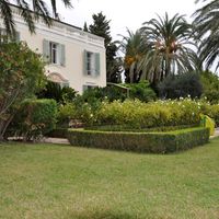 Villa at the seaside in Italy, Bordighera, 390 sq.m.