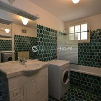 Villa at the first line of the sea / lake in Guyane, 160 sq.m.