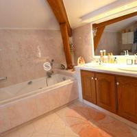 Villa at the first line of the sea / lake in Guyane, 160 sq.m.