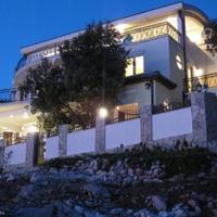 Villa at the first line of the sea / lake in Montenegro, Kotor, Budva, 497 sq.m.