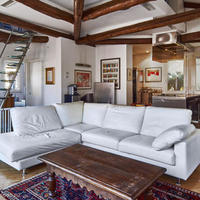 Апартаменты в центре города в Италии, Венеция, Сан-Донино, 110 кв.м.