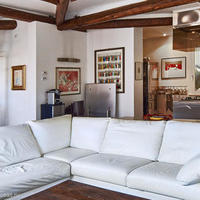 Апартаменты в центре города в Италии, Венеция, Сан-Донино, 110 кв.м.