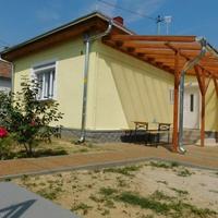 House in Hungary, Heves, 70 sq.m.