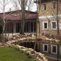 Villa in the suburbs in Hungary, Zuglo, 1020 sq.m.