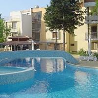 Flat in the city center, at the first line of the sea / lake in Bulgaria, Nesebar, 78 sq.m.