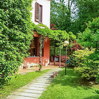 Вилла в Италии, Ломбардия, Варезе