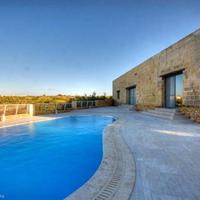 House at the second line of the sea / lake, in the suburbs in Malta, Zebbug, 200 sq.m.